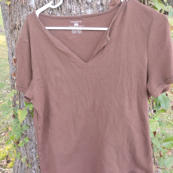 Jones New York Sport Xl Short Sleeve Brown V-Neck  Tee - Picture 1 of 5